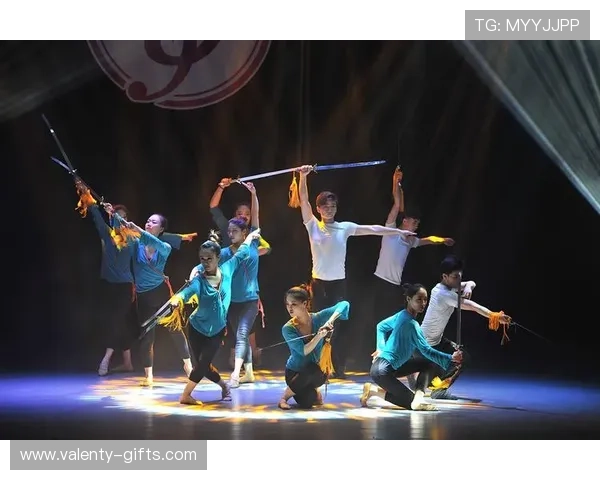 在PA电子俱乐部中感受最前沿的电子音乐制作与表演技巧